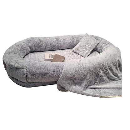 THE CUDDLE LOUNGE